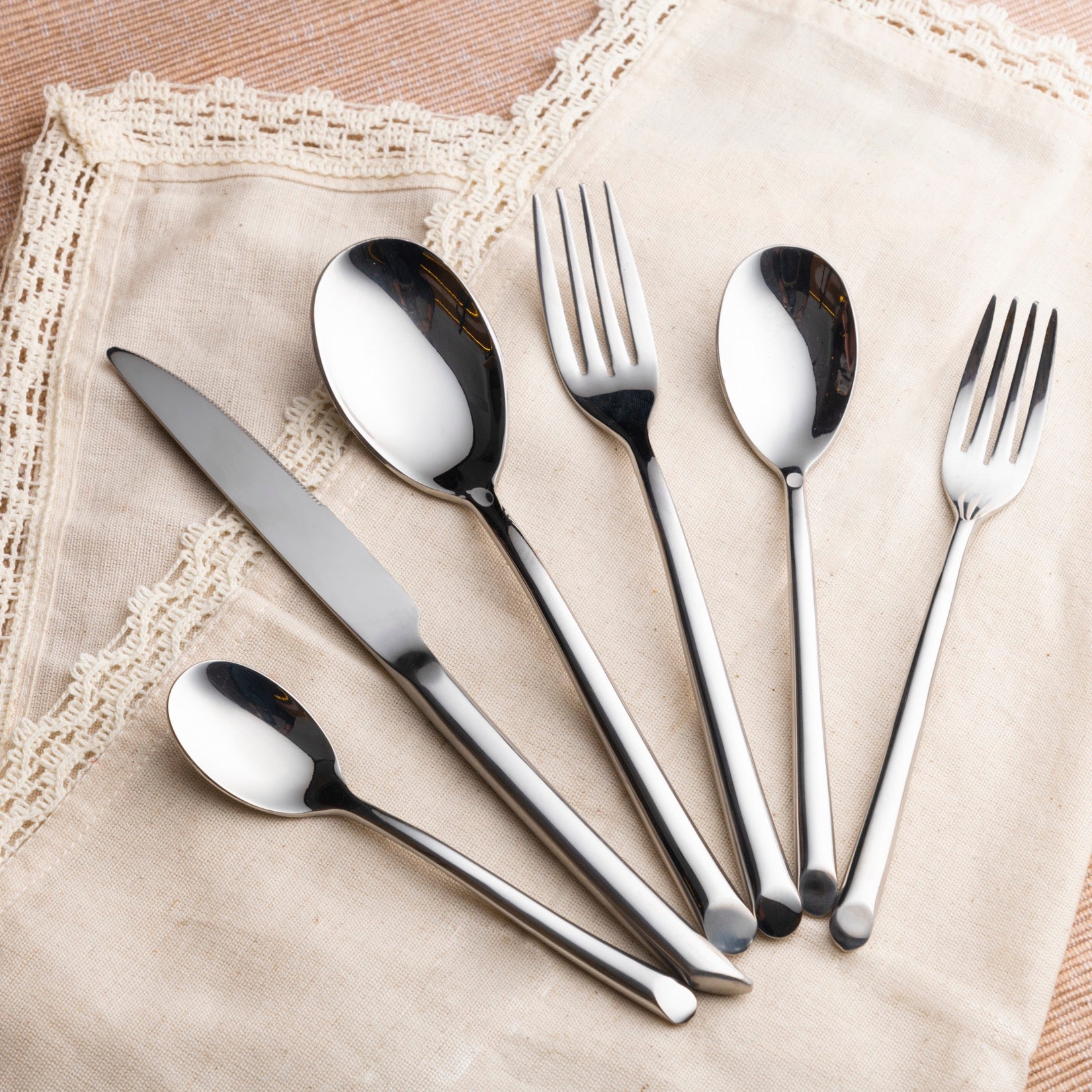 Evergreen Elegance Cutlery Set of 6