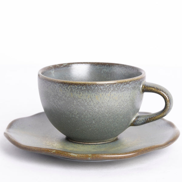 charcoal-grey-tea-cup-and-saucer-aardea